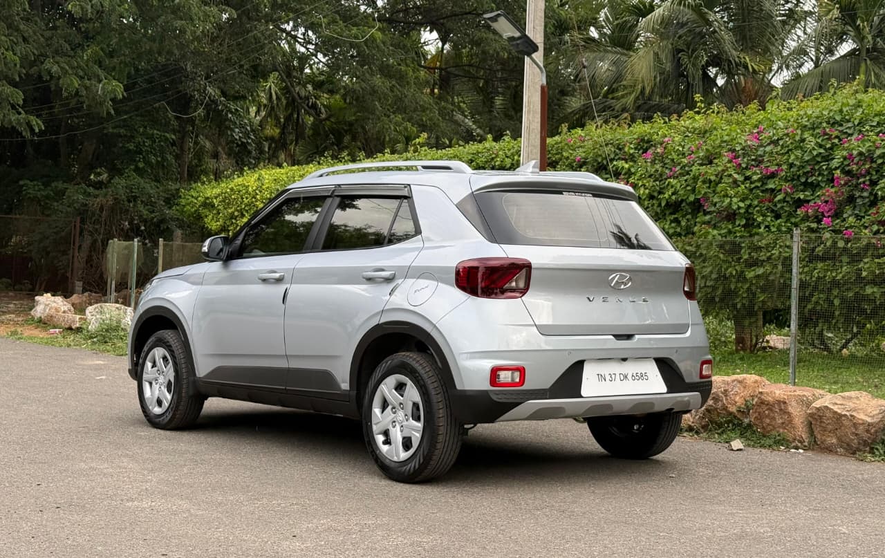 Hyundai Venue - Image 3
